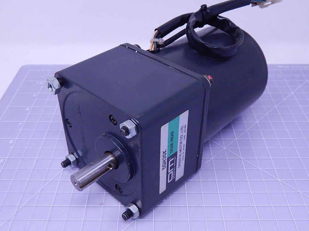 Oriental Motor M540-401 Speed Control Motor 37/40 W 100 V 10 uF 90-1400 / 90-1700 r/min 1.2 A 50/60 Hz T112298 For Sale