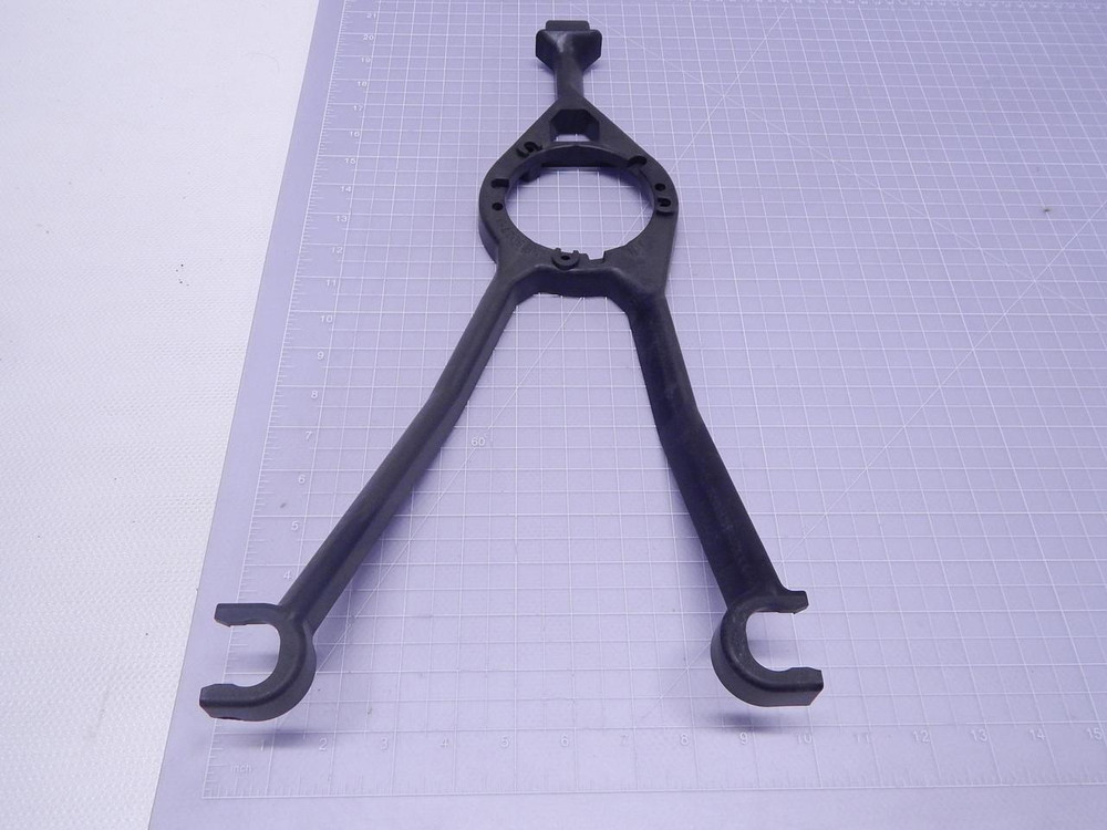 22075027-I 3 Leg Bracket T112574 For Sale