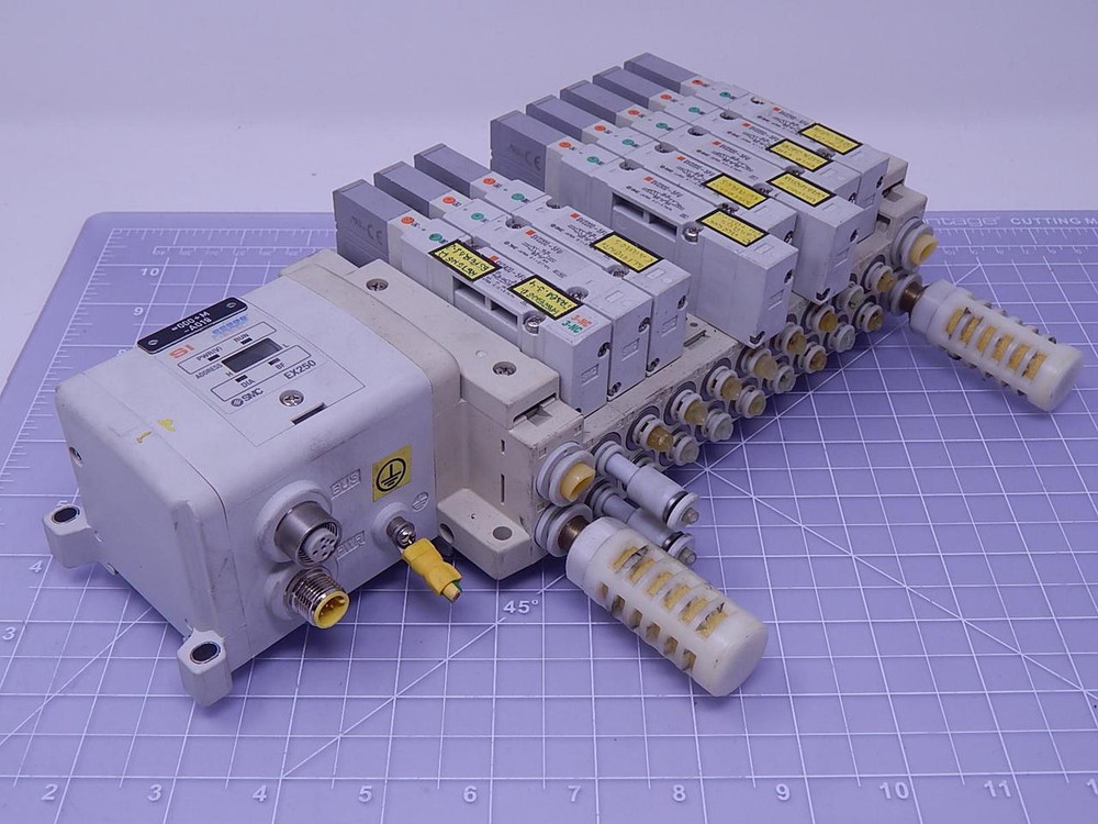 SMC SV2200-5FU Solenoid Valves w/ EX250 SI Unit T114386 For Sale