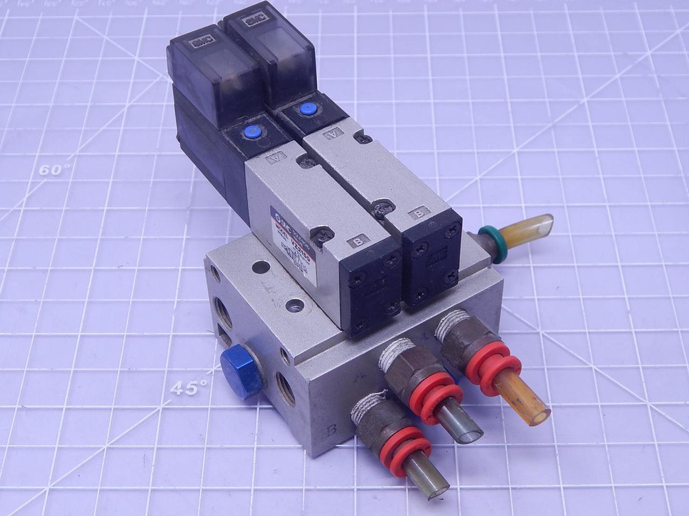 Lot of 2 SMC VZ2150 Solenoid Valves w/ Manifold T115452 For Sale