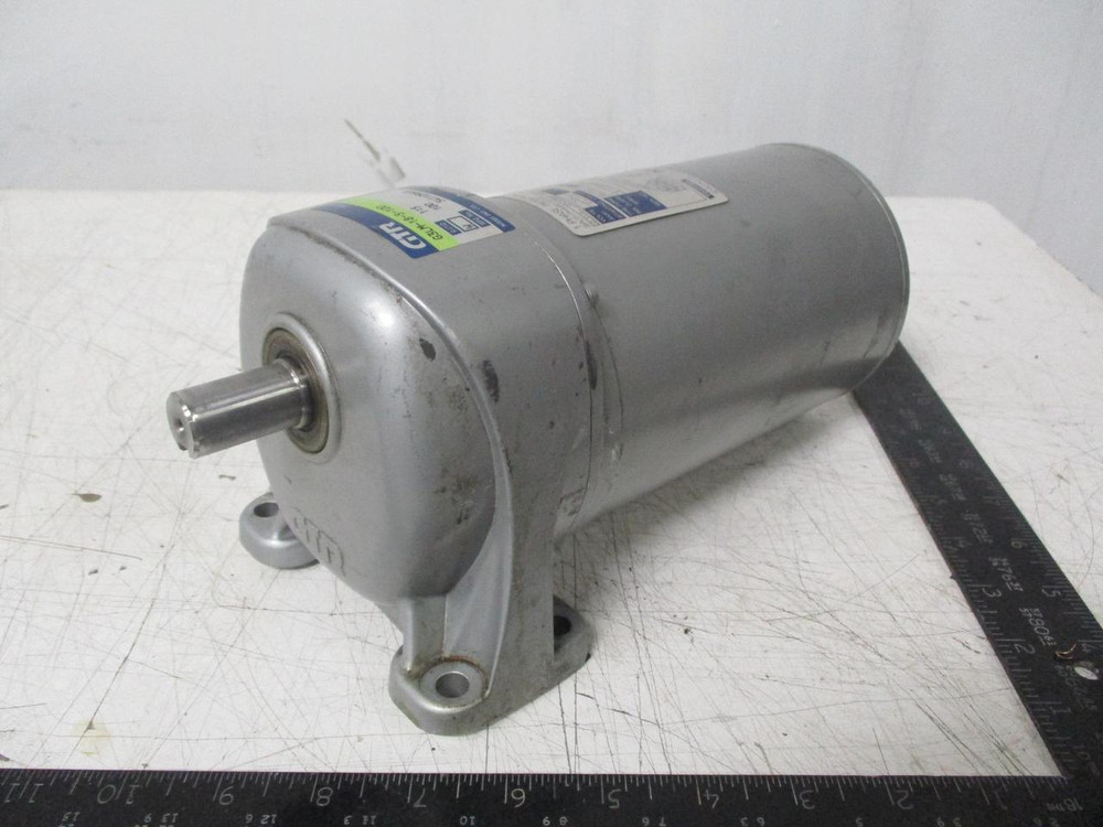 Toshiba G3LM-18-5-100 1 Phase Induction Motor w/ Nissei G3LM-18-5-100 Gear Reducer T116982 For Sale