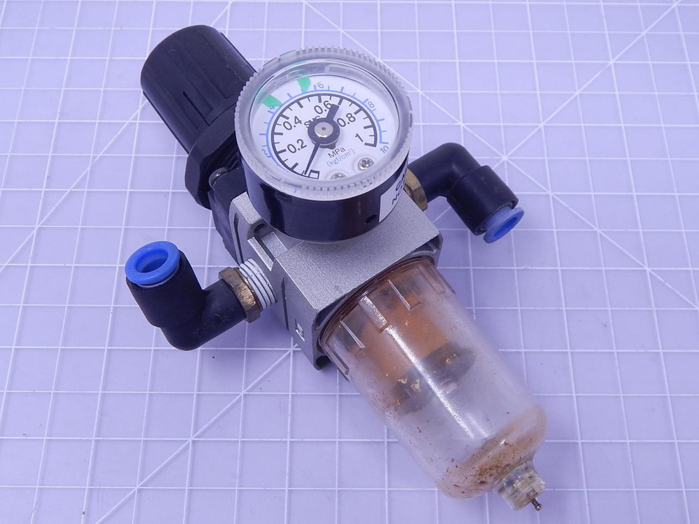 SMC AW2000-02 Pneumatic Filter Regulator T116073 For Sale