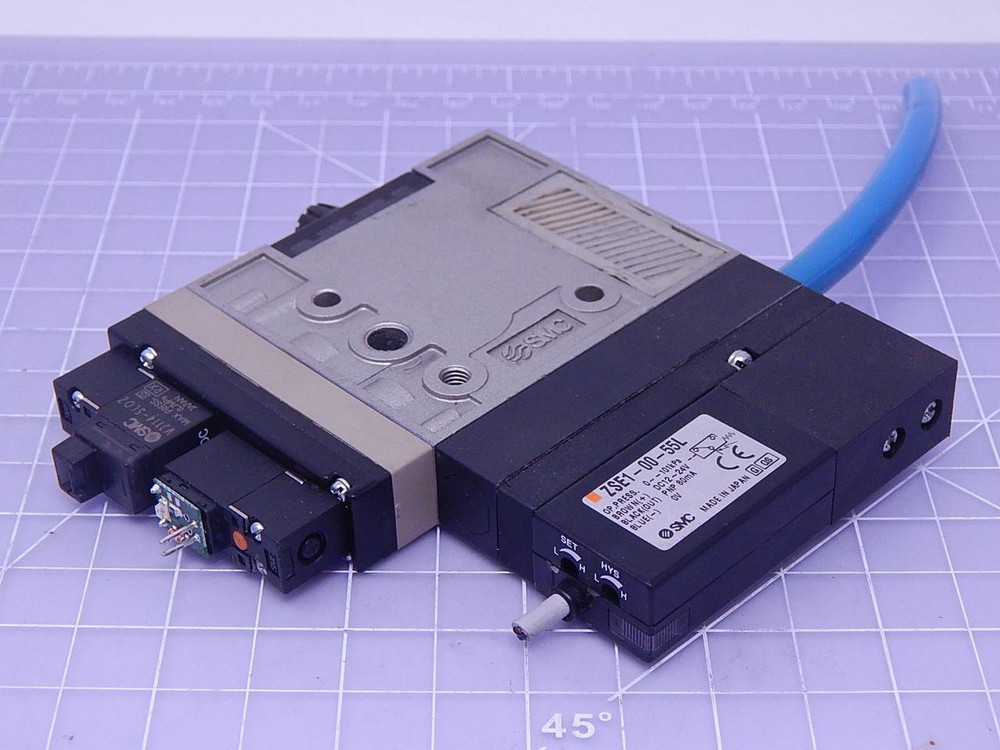 SMC ZM101H-K5LZ-E55L Vacuum Generator w/ Switch T116707 For Sale