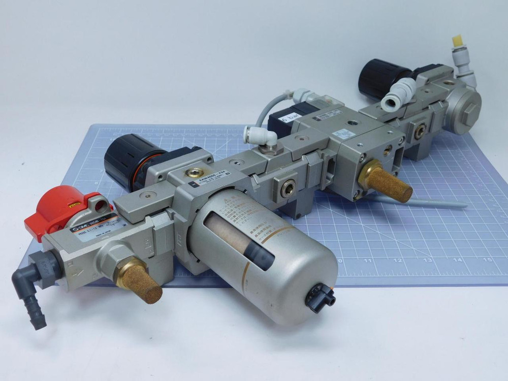 SMC VHS40-F04 3 Port Lock Out Valve x 2 EAR4000-F04 T118176 For Sale