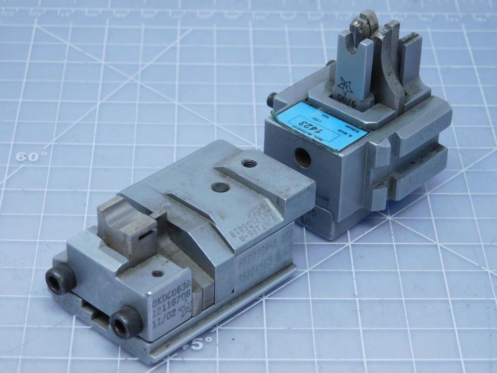 Komax Sumitomo 15324693 B Die Applicator Set Module Series 1150 T120136 For Sale