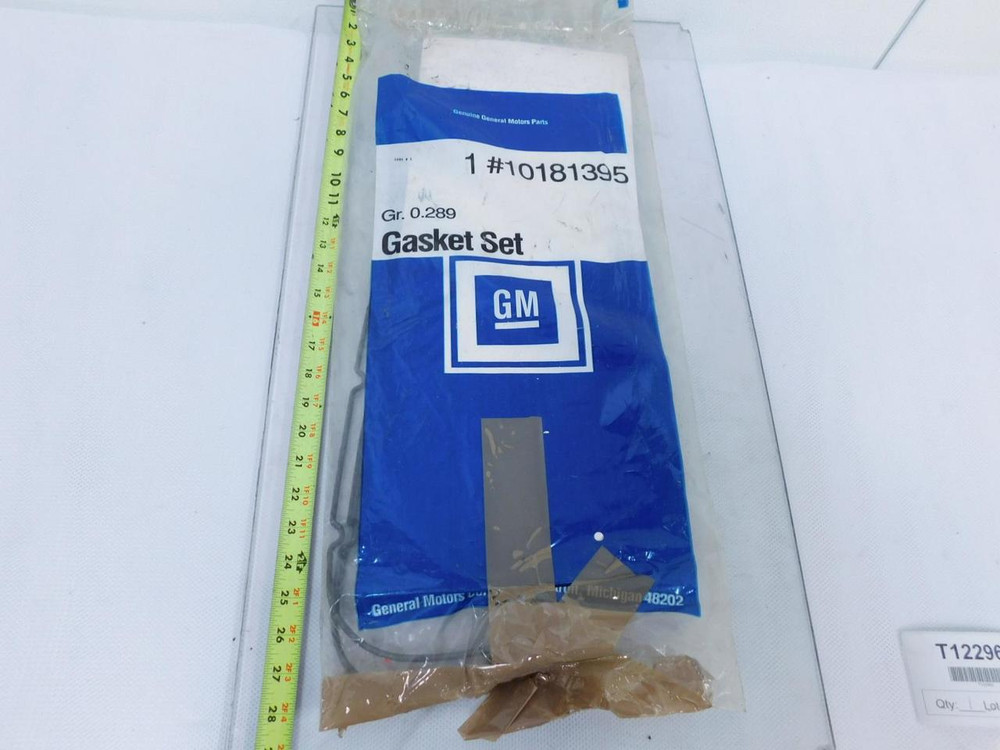 GM 10181395 Exhaust Gasket Set 1994-1995 Chevy & GMC Trucks w/7.4L v8. Sierra T122969 For Sale