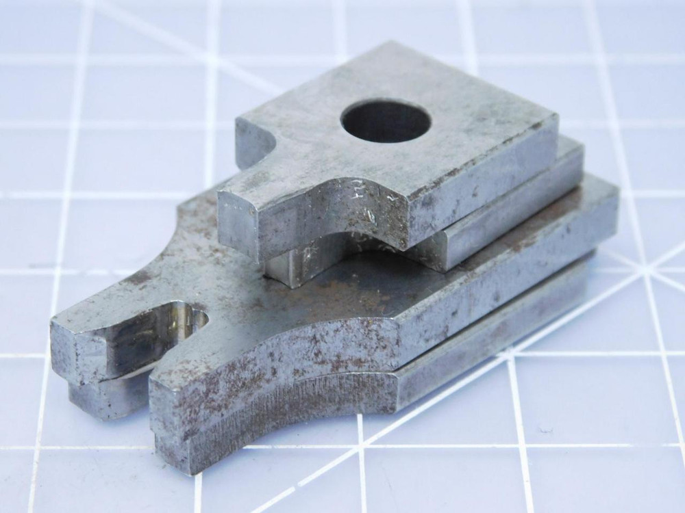 Komax Sumitomo 06286014 Die Applicator Set for Terminal 02973216 B T123557 For Sale