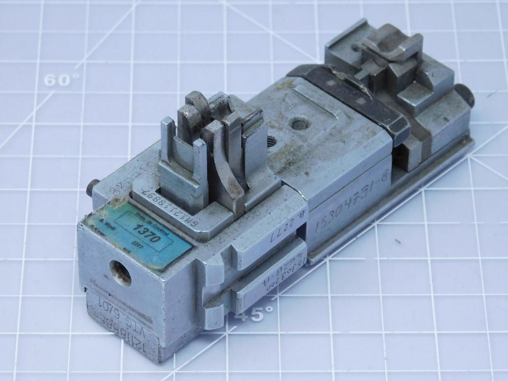 Komax Sumitomo 15303700 Die Applicator Set for Terminal 15304731 B Series 2277 T123394 For Sale