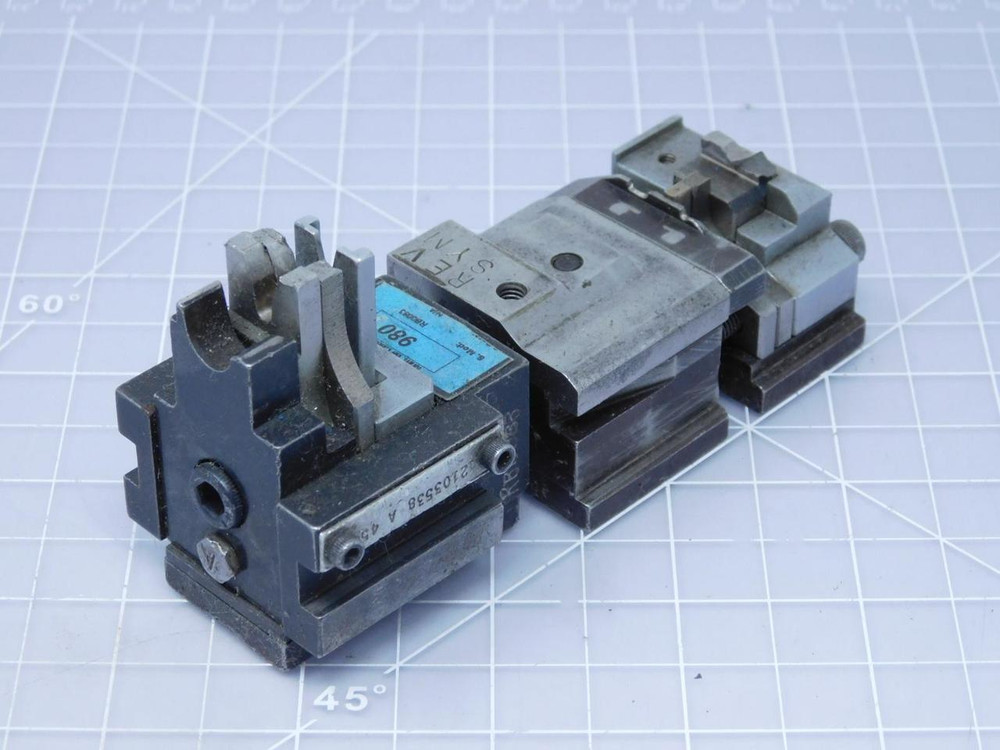 Komax Sumitomo 12103538 Die Applicator Set for Terminal 12103538 A T123914 For Sale