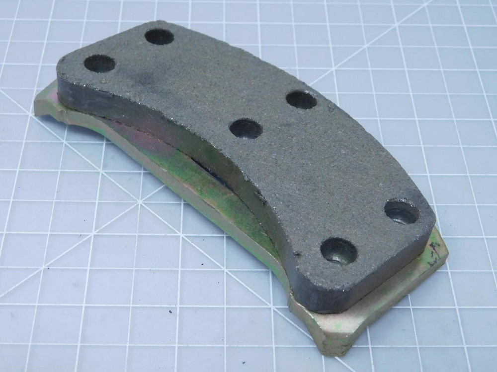 EIS DM152 Semi-Metallic Disc Brake Pads T127558 For Sale