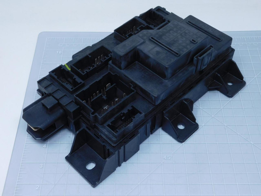 Fomoco AC2T 14C442 Power Distribution Module T128649 For Sale