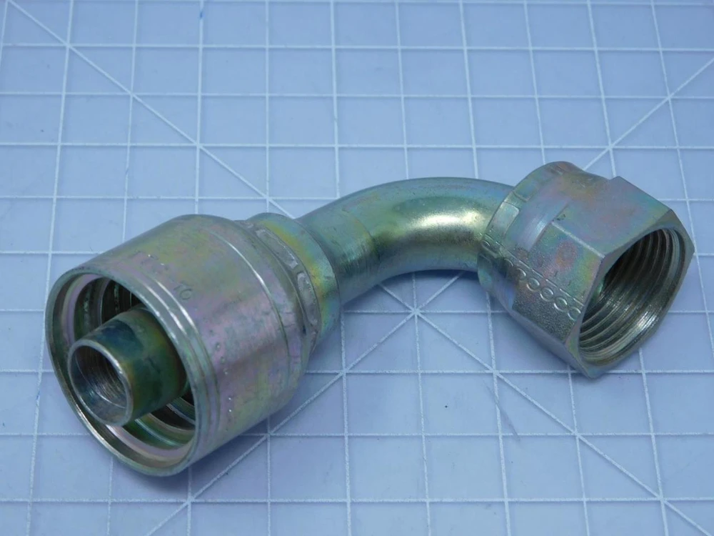 Eaton TTC-10    TTC Series Female Swivel 90ÃÂ¦ÃÂÃÂ³ Elbow 1" x 1 1/4" Flare For Sale