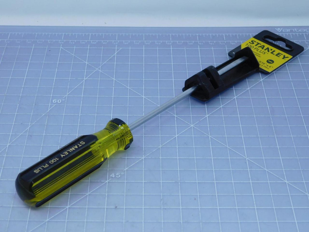 Lot of 25 Stanley 100 Plus 66-186-A   Screwdriver,Acetate handl,3/16" Tip For Sale