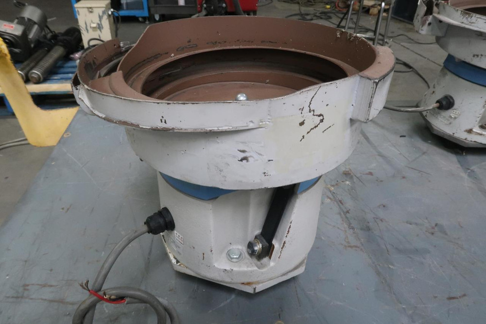 Shinko EA-20    10" Vibratory Bowl Parts Feeder 200/220 VAC 1 Phase For Sale