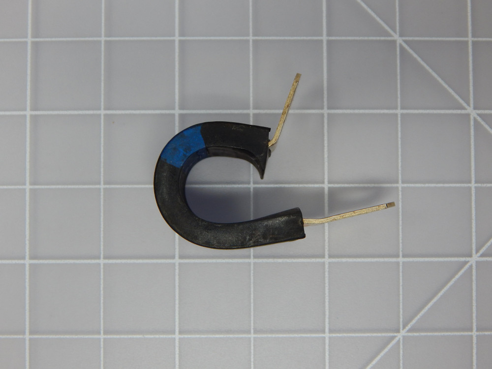 Lot of 4 Umpco MS21919WDG7    Loop Clamps For Sale