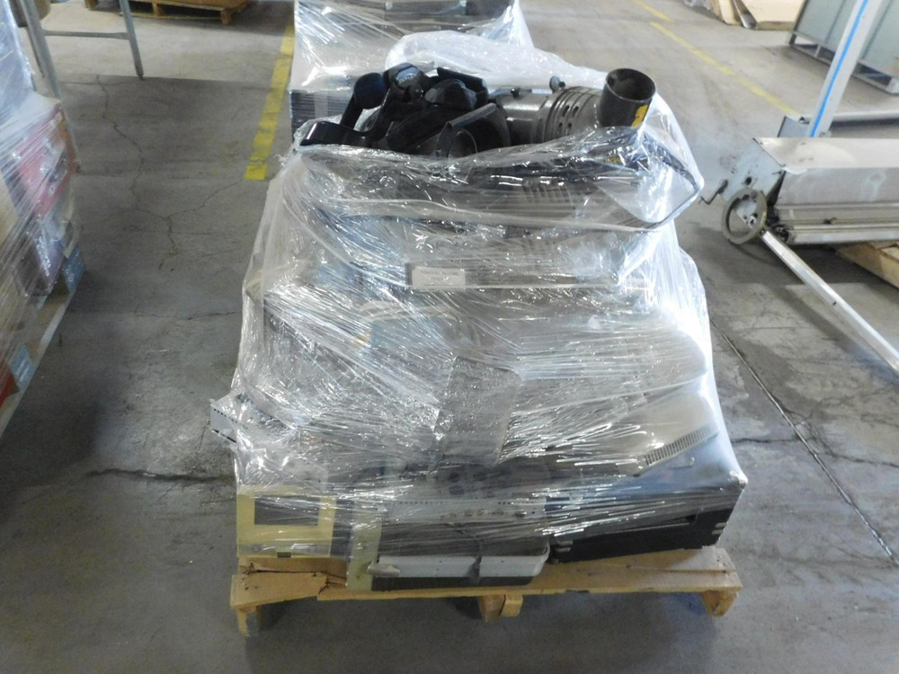 Pallet of Vintage Sound/Video Equipment For Sale