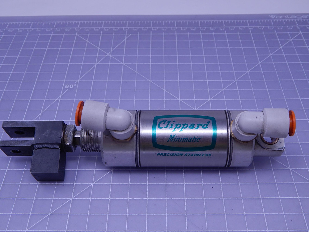 Clippard CDR 24 1    Stainless Double-Acting (D) Cylinder For Sale