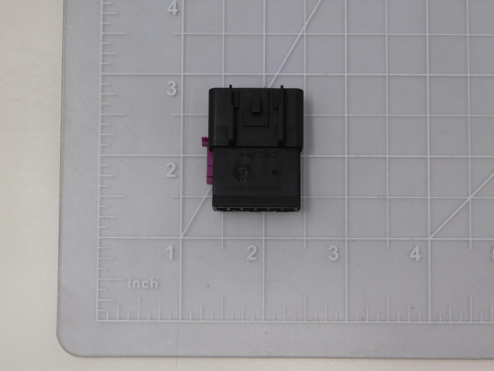 Lot of 90 Delphi 15332142 PA6-GB20 GF10   6 Pos M Black Connectors For Sale