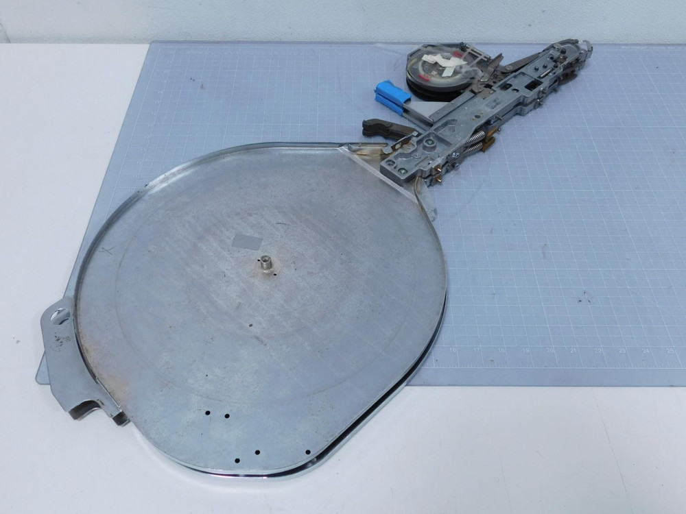 Lot of 2  CT-0852 2D-0680   Tape Feeder/Feeder For Sale