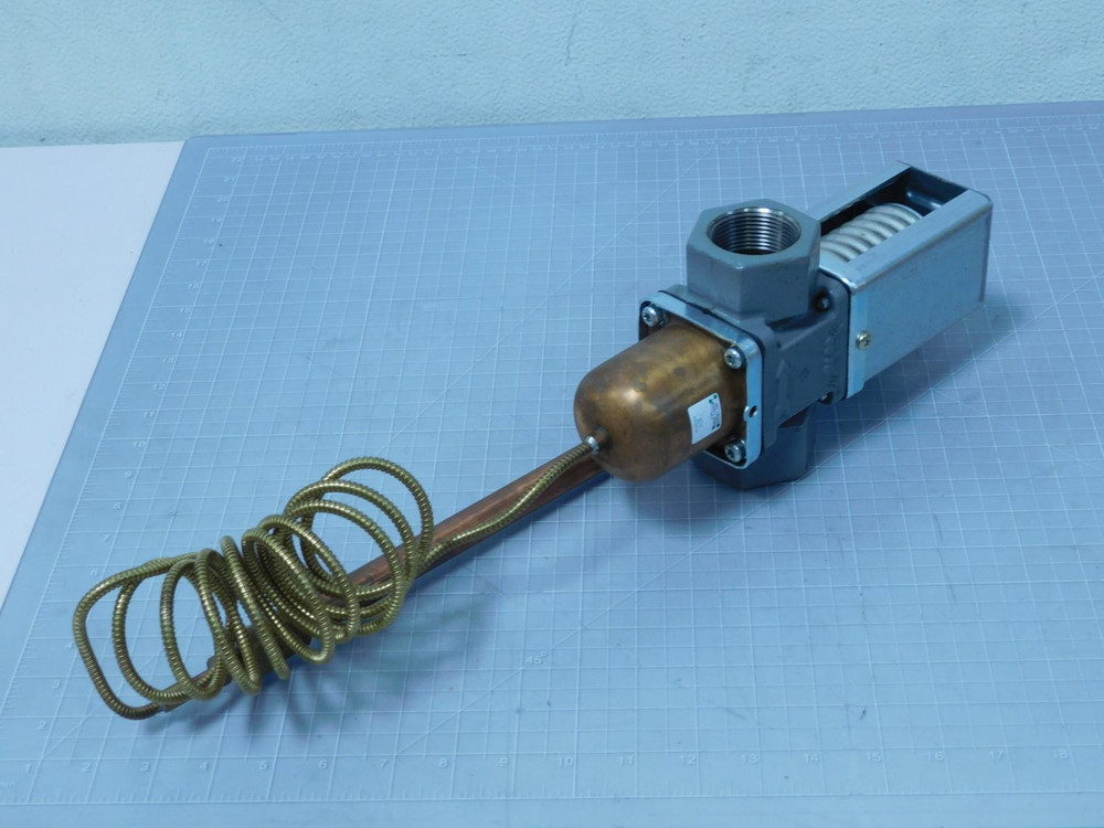 Johnson Controls V47AE-13C  Temperature-Actuated Modulating Valve 1-1/14" For Sale