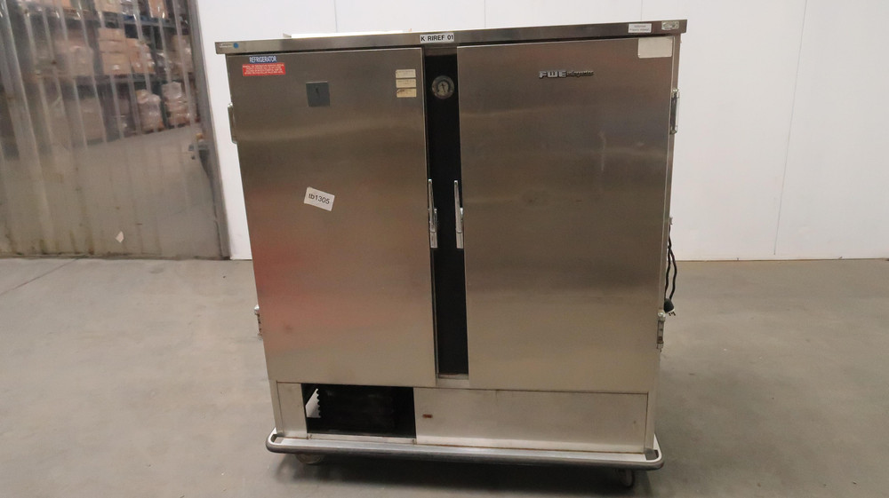 FWE  URS-20  Food Transport Cabinet Refrigerated 2 Door For Sale