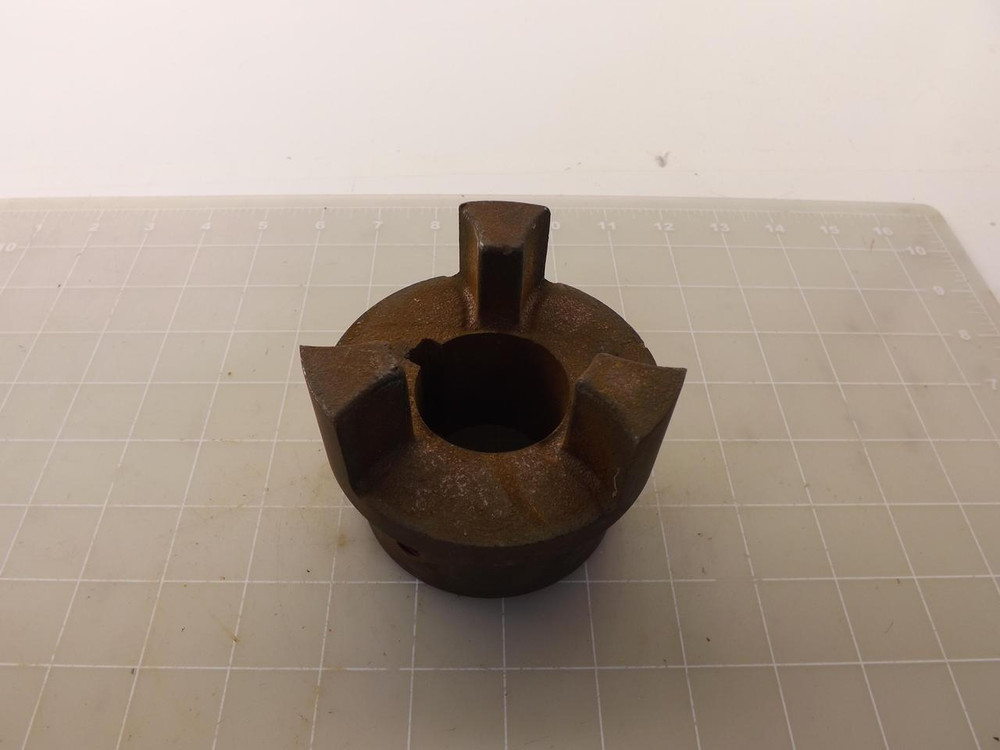 LOT OF 5 1-11/16 COUPLING COUPLERS T47552