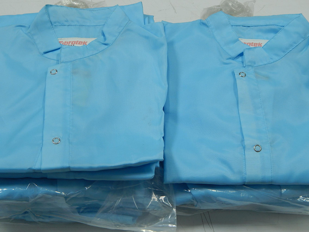 Lot of 13 Fibrotek CF1E-60LB  Lab Coat Smock M For Sale