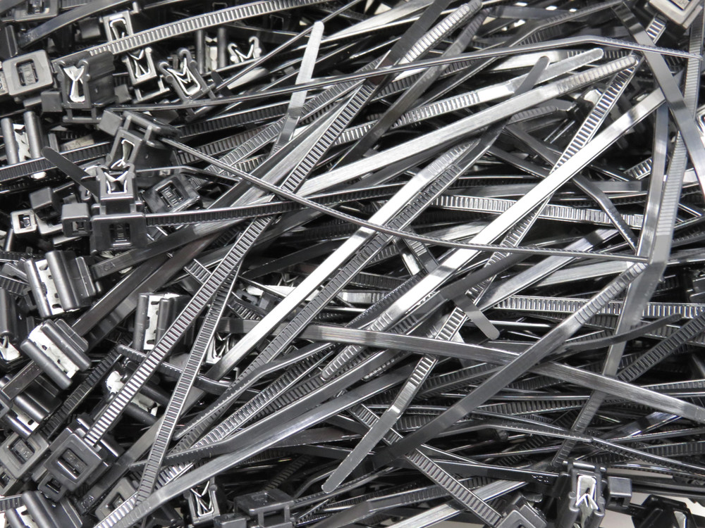 Lot of 6000 HellermannTyton 156-00813  Black 2 Piece Cable Tie & Edge Clip 6 in 30 LBS For Sale
