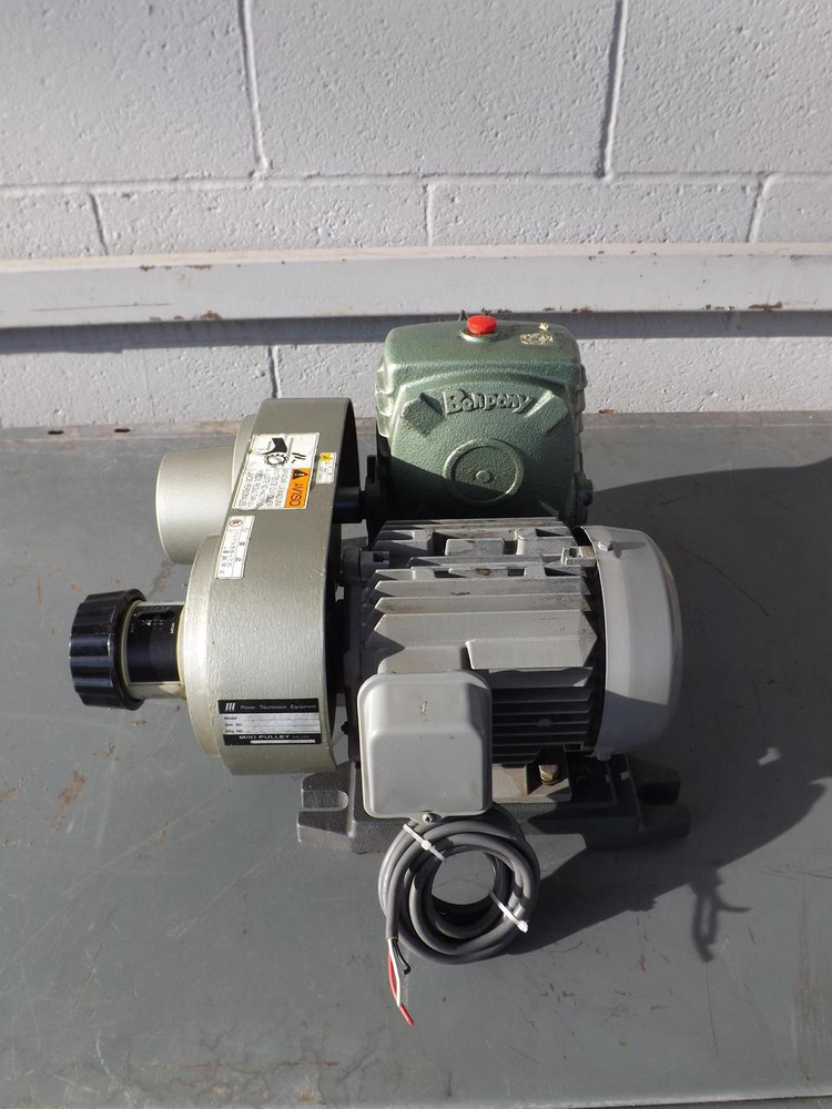 HITACHI D135713 TFO-K 4P 0.75 KW 3PH INDUCTION MOTOR W/ POWER TRASMISSON T47802