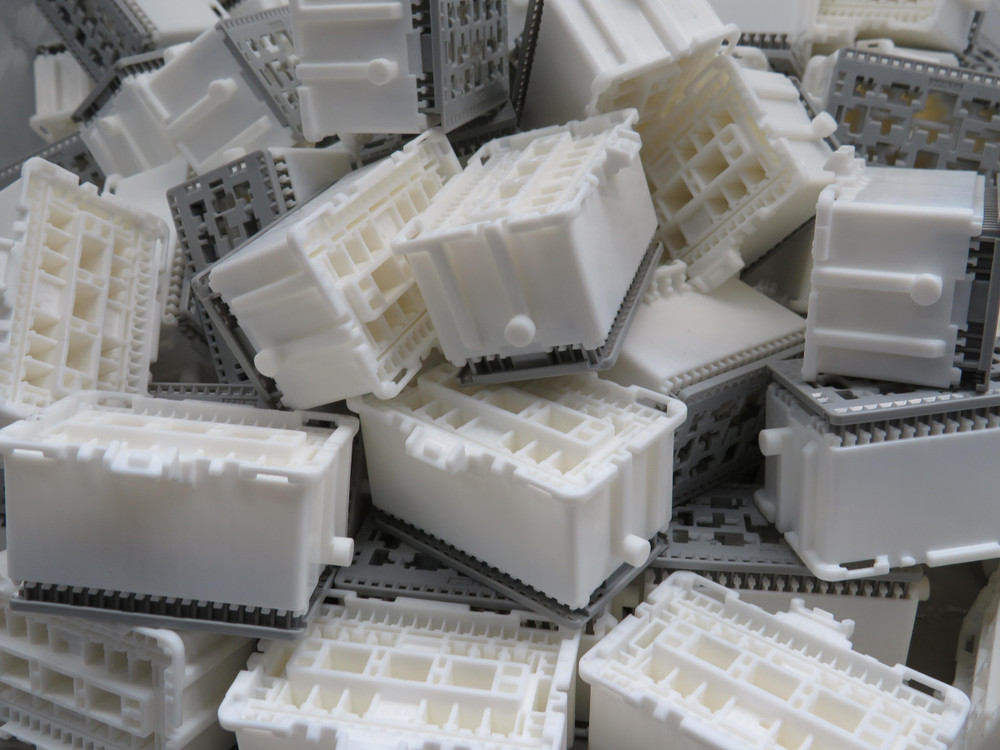 Lot of 294  6098-6134 FODR-59F-B-ASSY Automotive Connectors For Sale