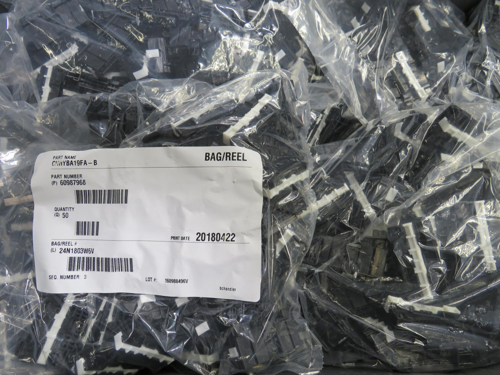 Lot of 800  60987968 CHHYBA19FA-B Connectors For Sale