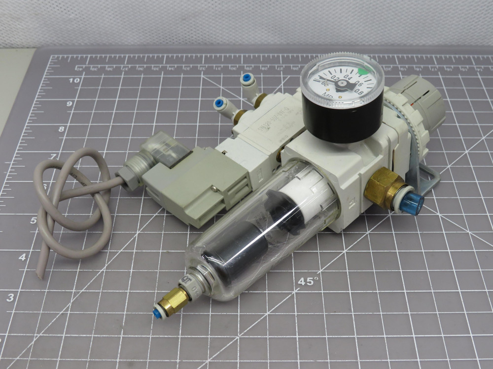 SMC AW20-F01C-A SY5120-5DZ-01F-Q Filter Regulator with Control Valve For Sale