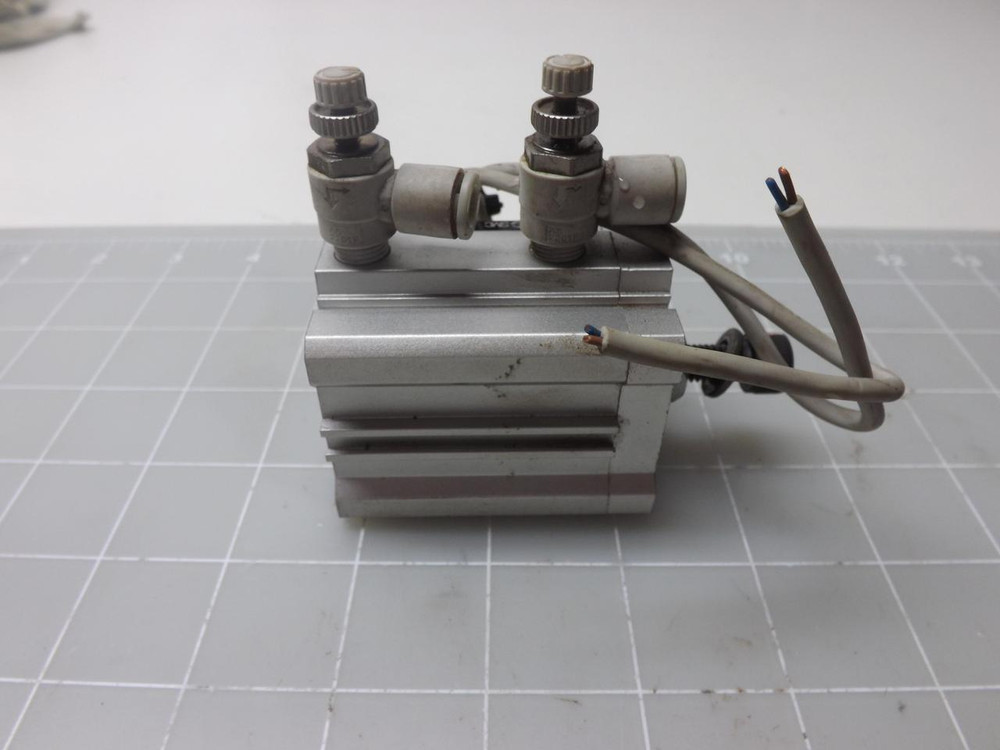 SMC CDQ2KB32-20D-A73L CYLINDER T48771