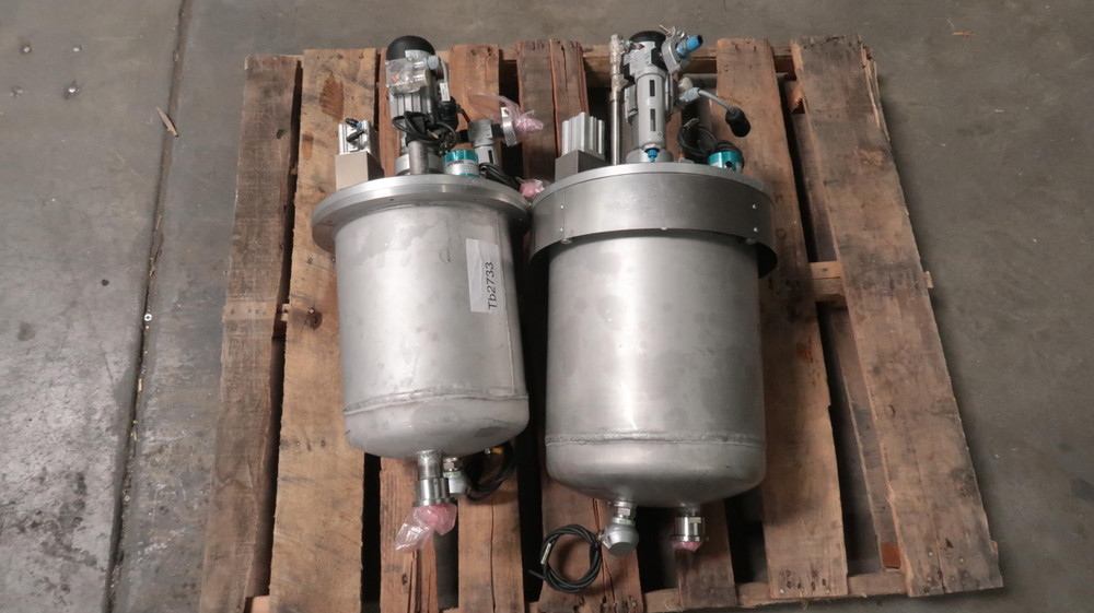 Scheugenpflug PLG52 43001584 Pressure Dispensing Mixer Tanks A&B 11x14 For Sale