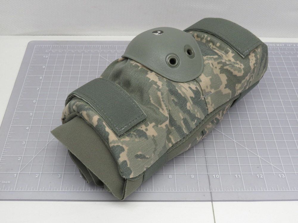 Lot of 2    Military Kneepads Field Gear Size L For Sale