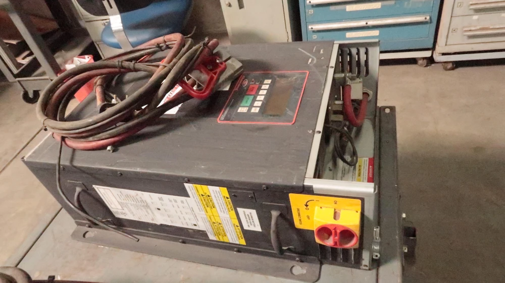 Exide GNB Element LMT-10KM-49-250T  Battery Charger For Sale