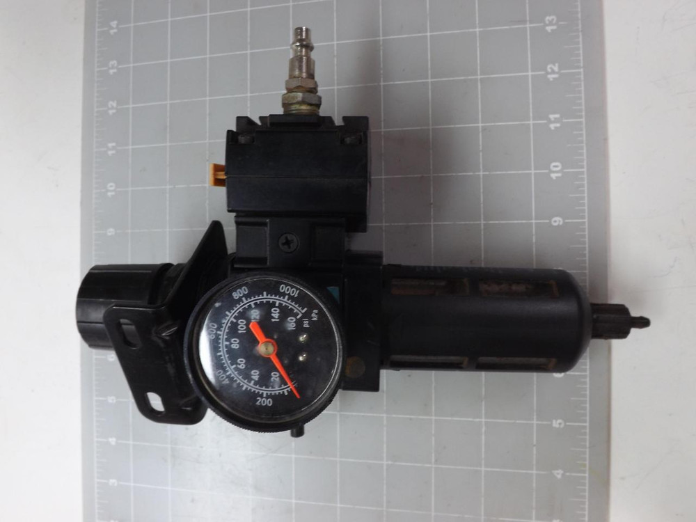 WILKERSON B18-03-FK00 FILTER REGULATOR ASSEMBLY T49763