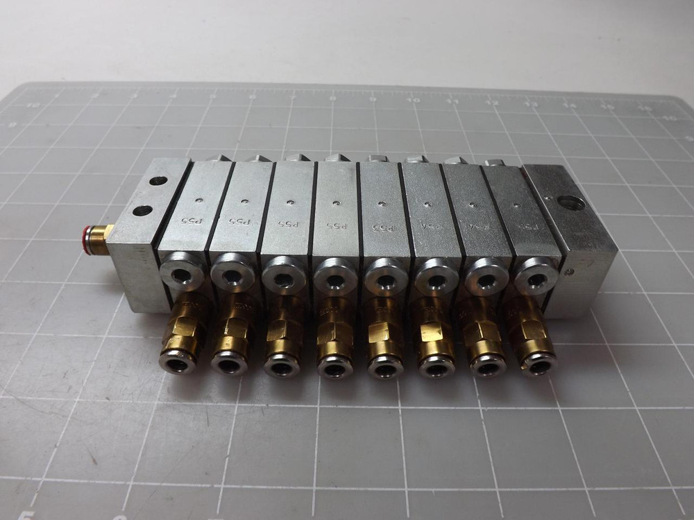 SKF VPKM-8 055 PROGRESSIVE SECTIONAL FEEDERS T50061