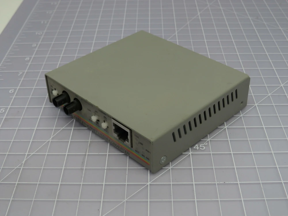 ATI AT-MC101XL  Fast Ethernet Medial Converter  For Sale