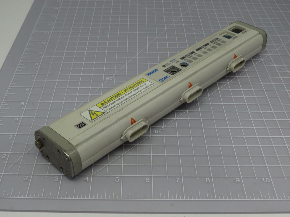 SMC IZS31-300-BF  Ioniser 24VDC 200mA 7KV  For Sale