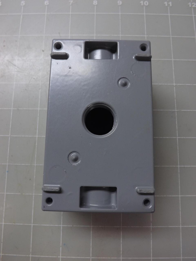 LOT OF 41 E121488 LR57925 LB ALUMINUM ELECTRICAL CONDUIT BOX