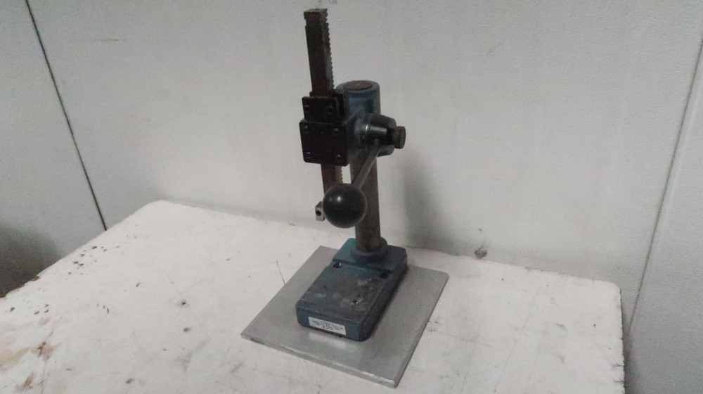 Janesville Tool & MFG.  AP-810  Arbor Manual Press 1/2 ton  For Sale