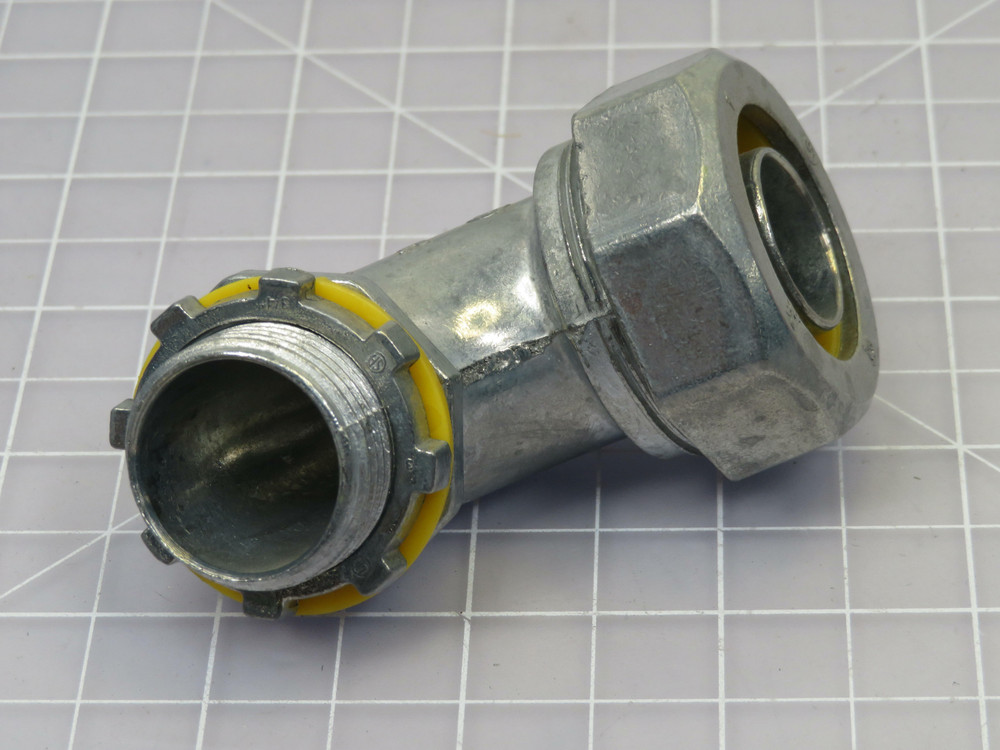 Lot of 50 Arlington   90 Degree Straight Liquid-Tight Connectors .82 In to 1 In   For Sale