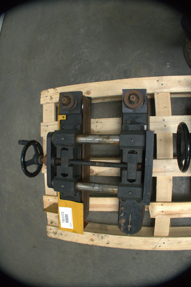 Heavy Duty Belt Feeder Dim 23 in L X 3 in W  For Sale