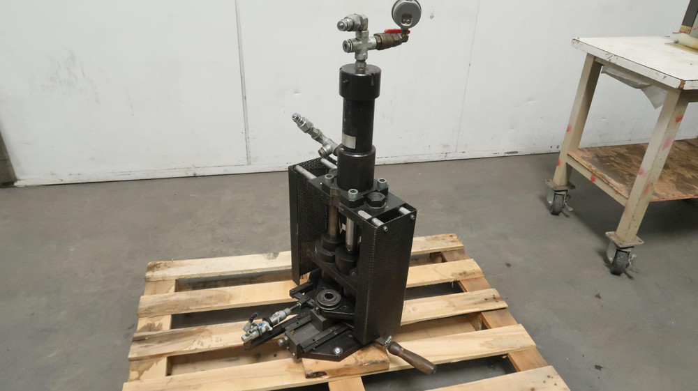 Industrial Table Top Hydraulic Press 2 Ton 150 MM Stroke  For Sale