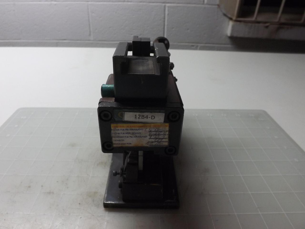 1329-0101 DIE PRESS APPLICATOR T51798