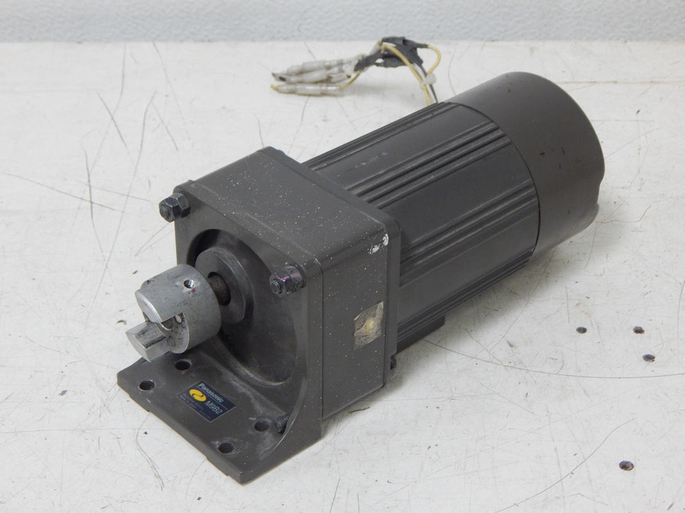 Panasonic M9RX40GB4L M9B2 Single Phase Induction Motor IP20 40W 50/60 Hz Brake Torque 0.20N  For Sale