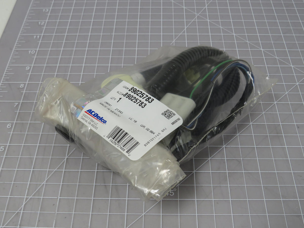 ACDelco 89025783  Tail Light Wiring Harness Lamp  For Sale