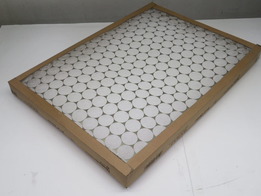 LOT OF 8 FLANDERS 10155.021825 E-Z FLOW FIBERGLASS AIR FILTER 18" X 25" X 2" T196521