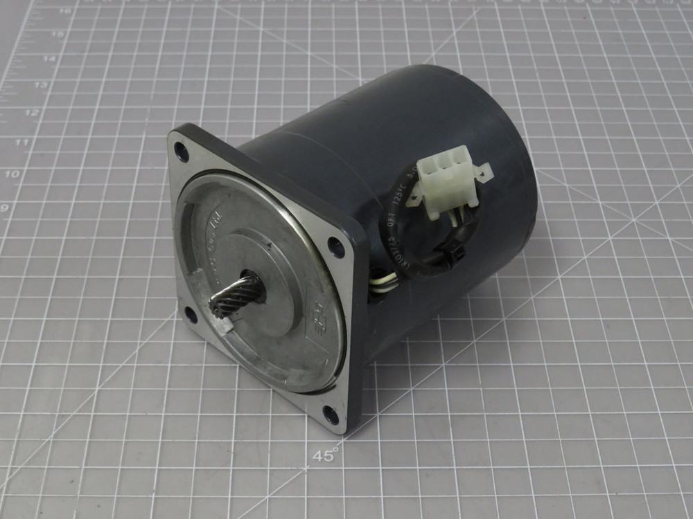SPG S9R40GAH REVERSIBLE MOTOR 40W 60 HZ 15 UF 1.0 AMP T196222